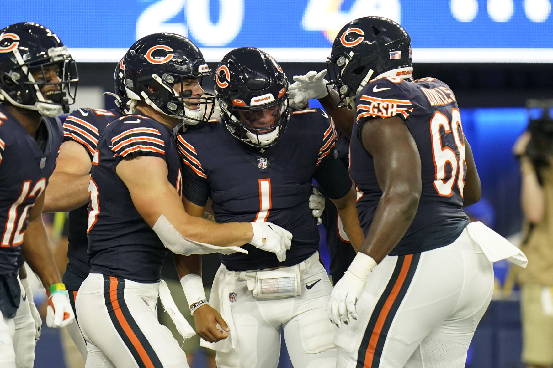Bears Rams Football